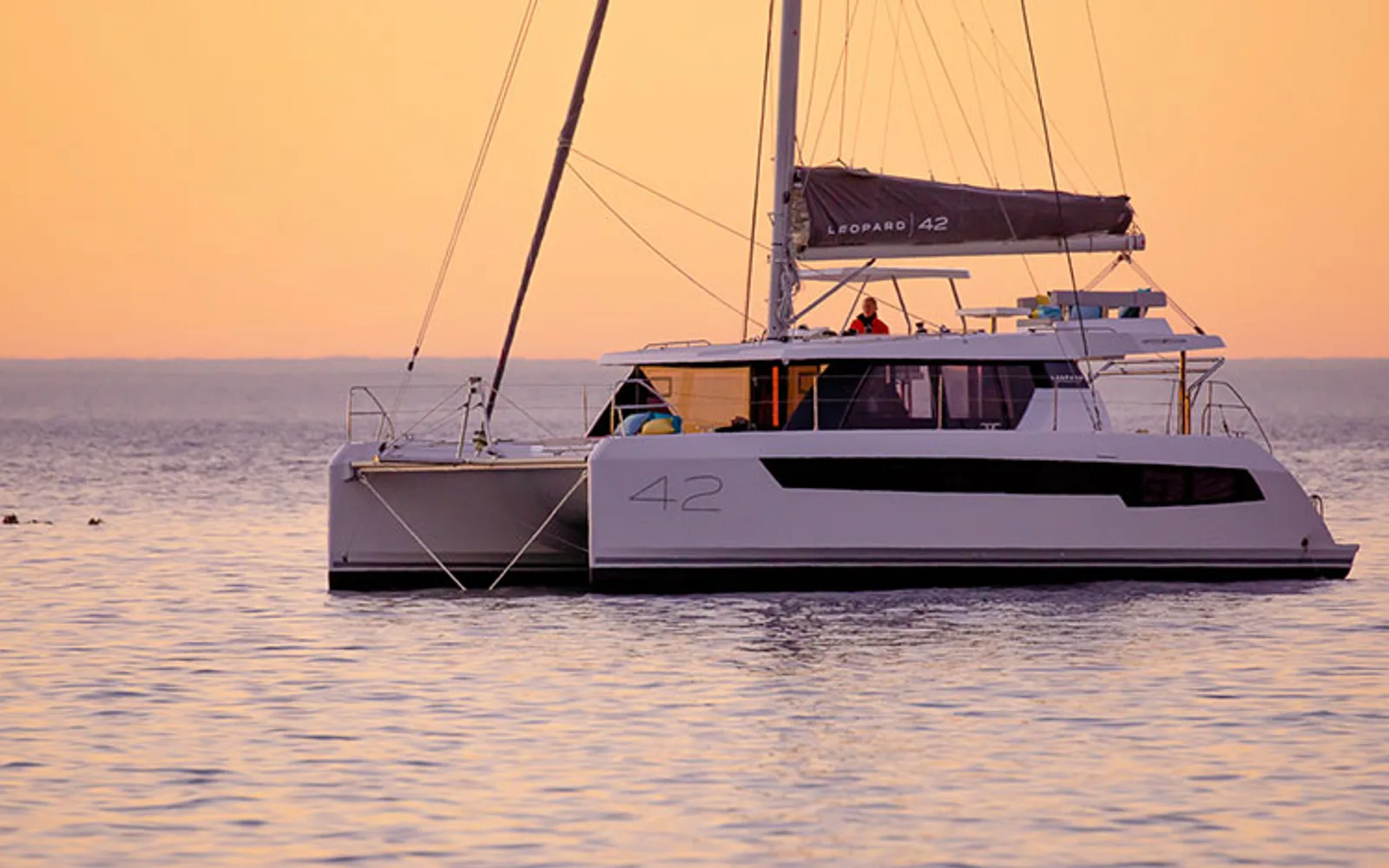 Leopard 42 sailing from the official Robertson and Caine model page