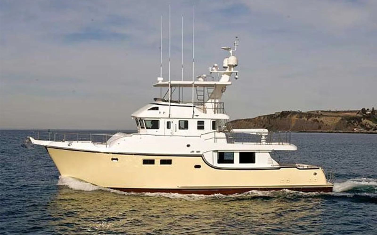 Nordhavn 60 running underway from the official model page